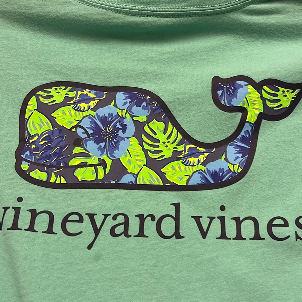 Vineyard vines long sleeve tee